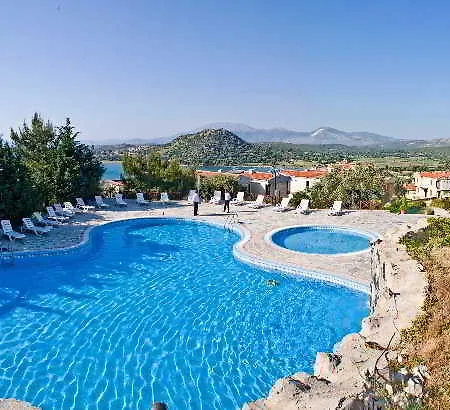 Akay Garden Family Club