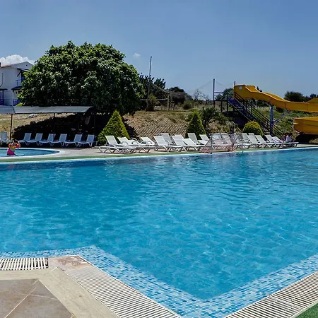 Akay Garden Family Club 2*