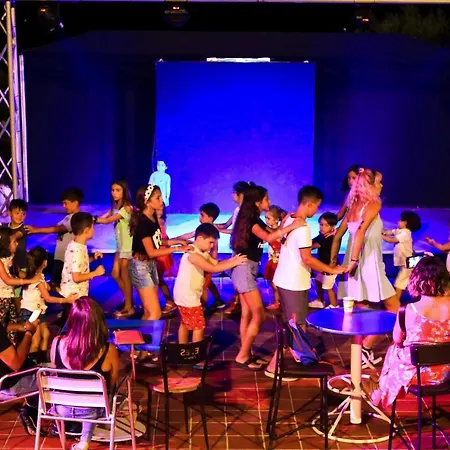 Θέρετρο Akay Garden Family Club