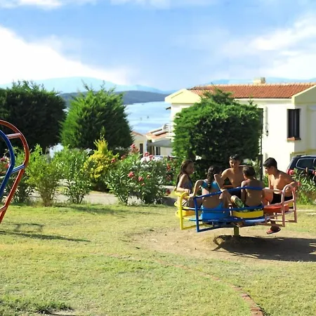 Akay Garden Family Club Θέρετρο Ildiri