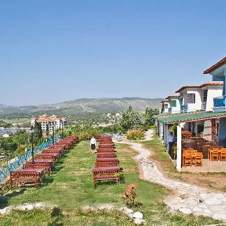 Akay Garden Family Club Complex