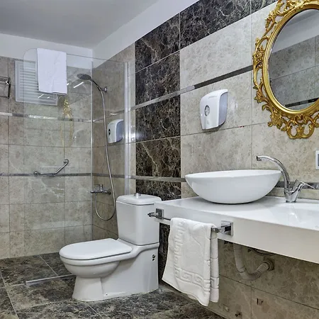 Akay Garden Family Club Complex 2*