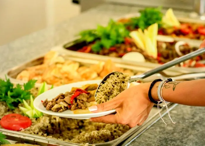 Akay Garden Family Club 2*