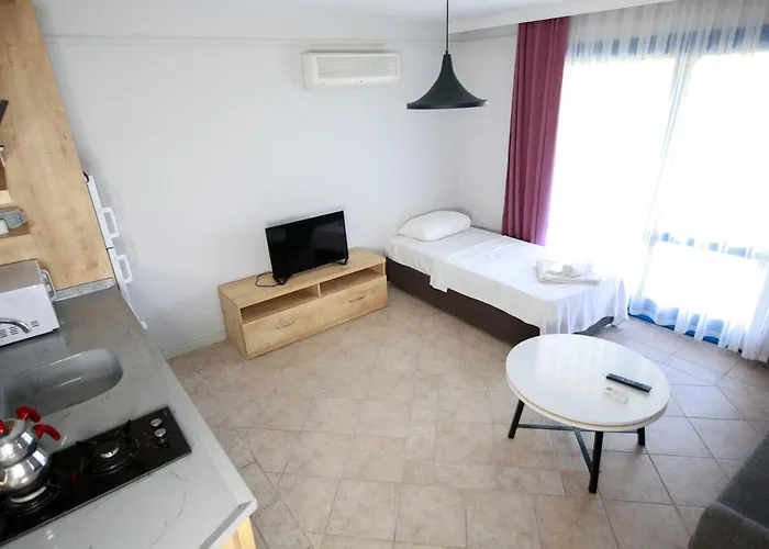 Akay Garden Family Club