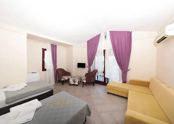 Akay Garden Family Club Resort 2*