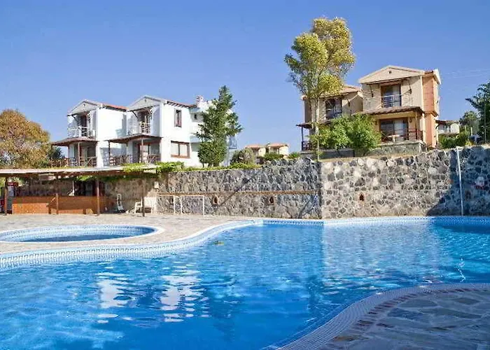 Akay Garden Family Club Resort 2*