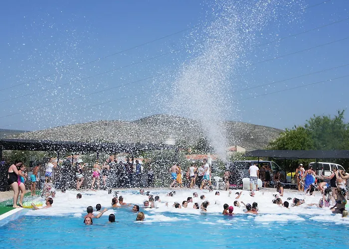 Akay Garden Family Club Resort